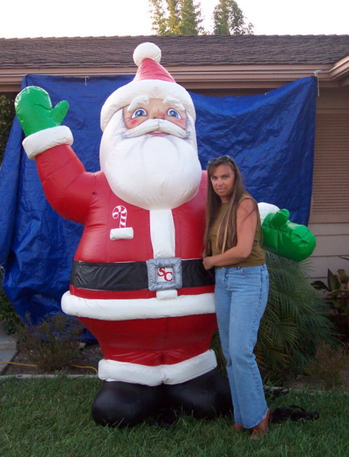 Holiday Inflatables 8' santa